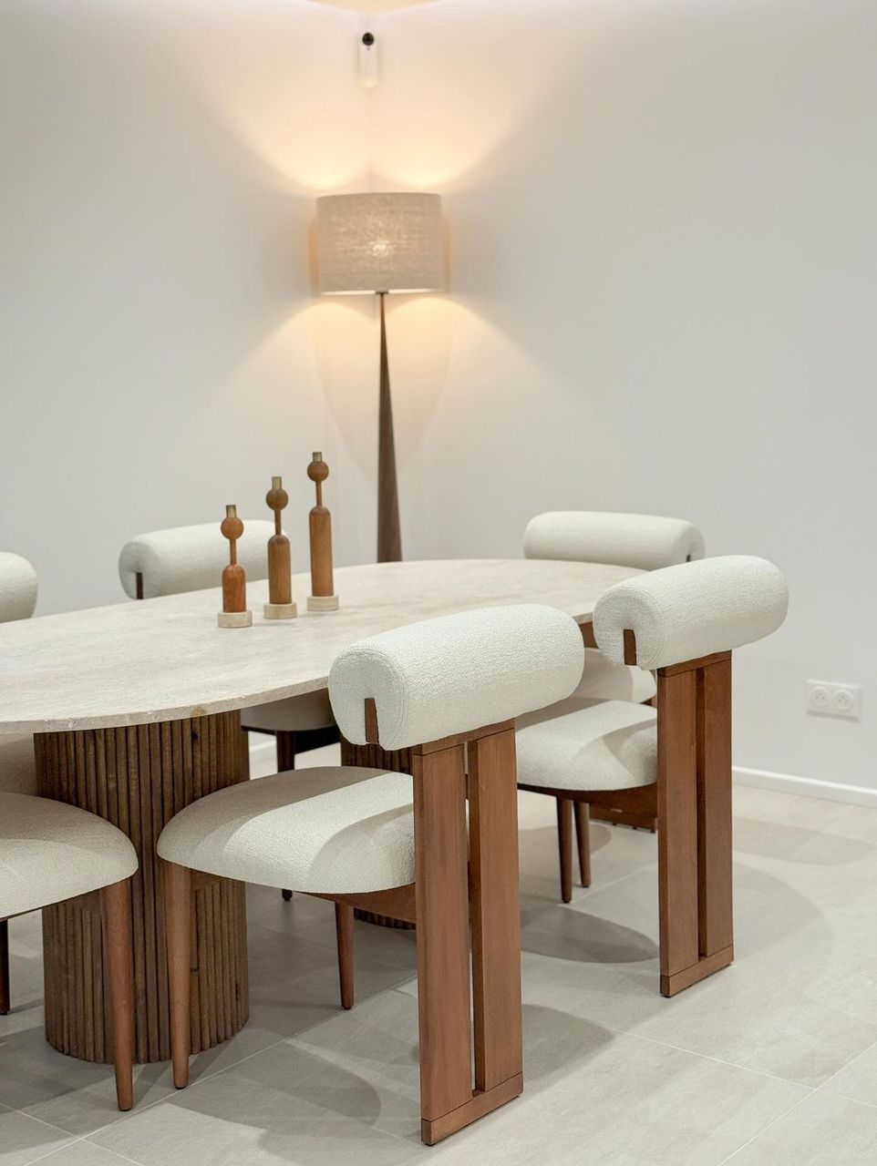 Dining collection